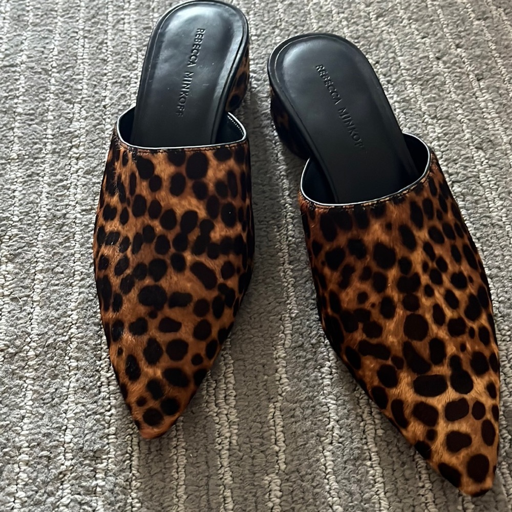Calf hair leopard print pointy slides